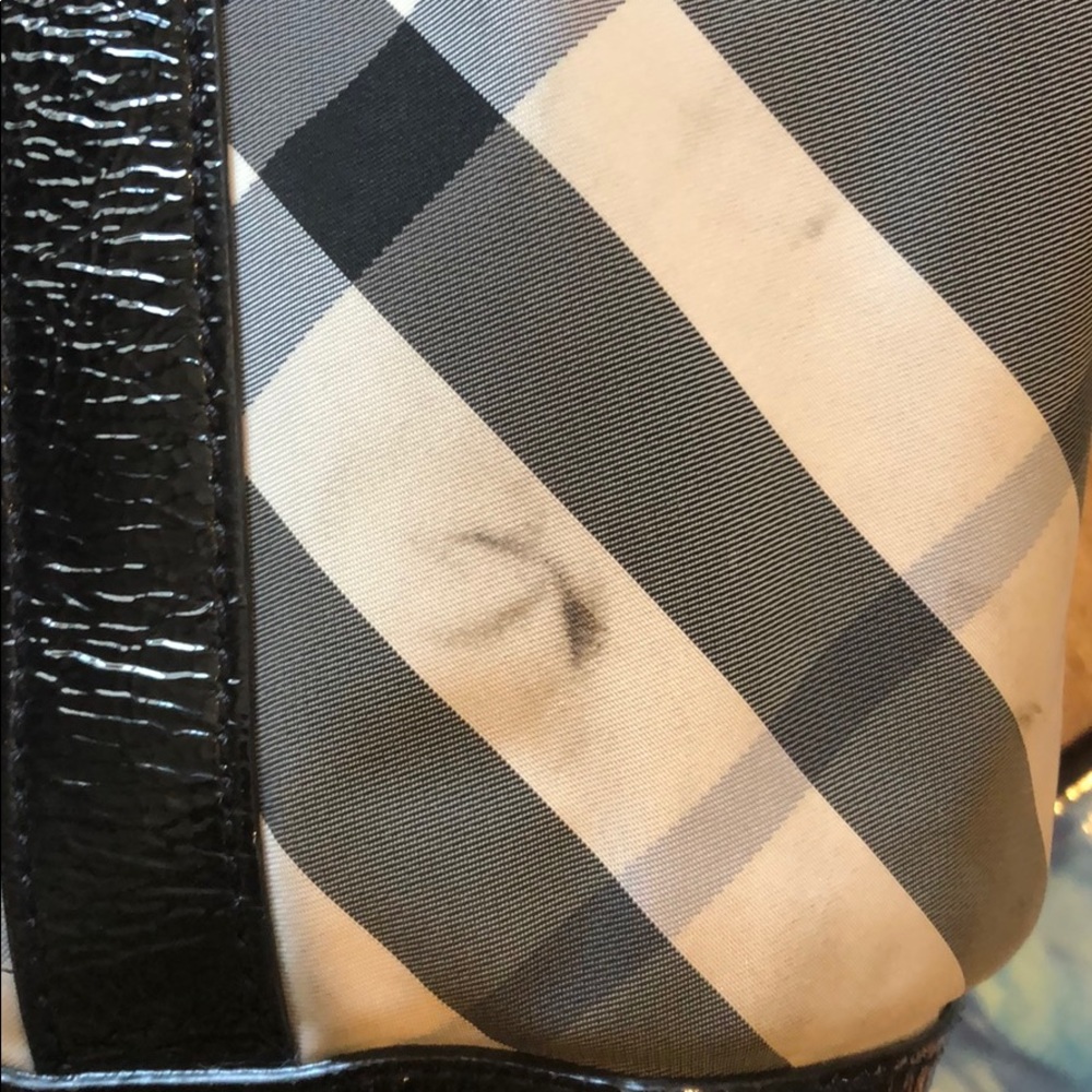 Burberry Bag - Picture 5 of 8